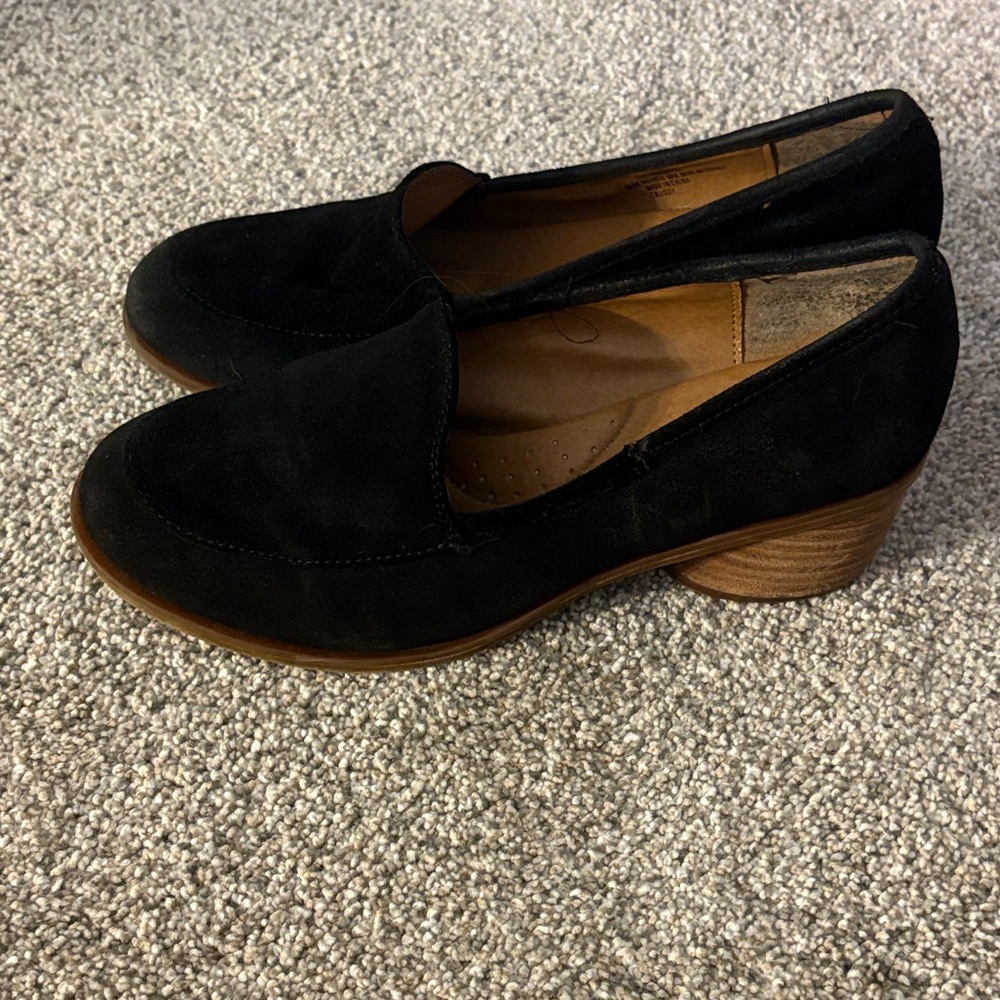 Sofft Black Suede Women's Loafers